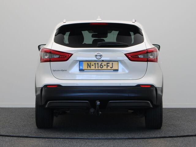 Nissan QASHQAI 158pk DIG-T N-Connecta | Panoramadak | Rondomzicht Camera | Trekhaak | Apple Carplay & Android Auto |