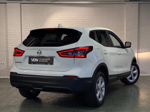 Nissan QASHQAI 1.2 Acenta 116pk Camera LED Stoelverwarming Clima 17''