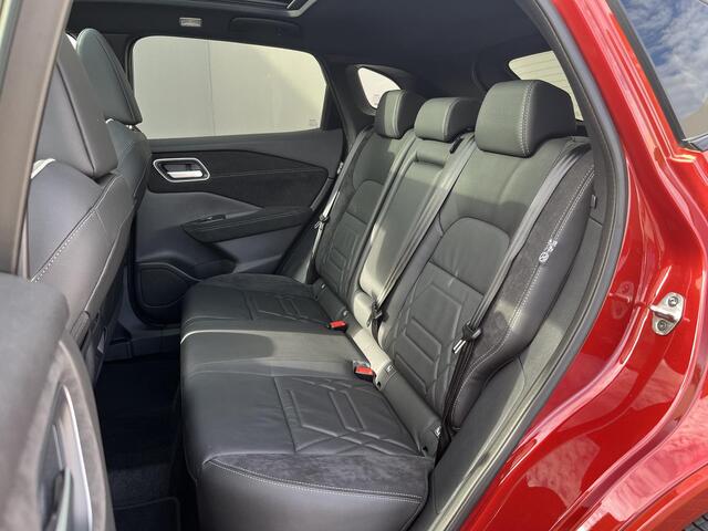 Nissan QASHQAI 1.5 ePower N-Design / Panoramadak / 360° Camera / Apple Carplay & Android Auto / Navigatie full map / Stuur- en Stoelverwarming / Voorruit Verwarming / Keyless Entry & Start / Adaptieve Cruise Control / Climate Control / Alcantara Bekleding /