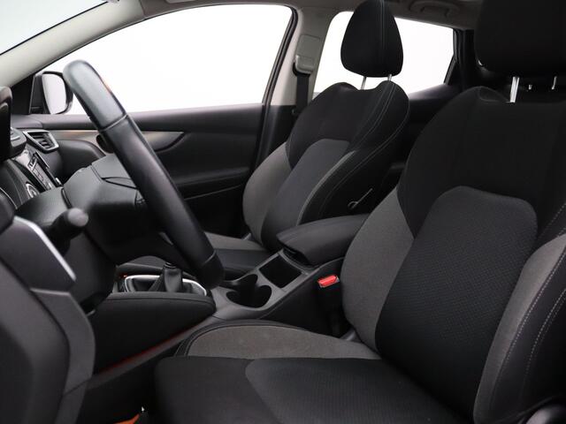 Nissan QASHQAI 115pk N-Connecta 360° Camera | Cruise | Navi | Parkeersens. v+a | Panoramadak