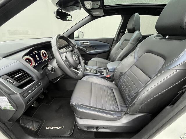 Nissan QASHQAI 1.3 MHEV Tekna / Trekhaak (Trekgewicht 1.400kg) / All Seasons / Panoramadak / HUD / Apple Carplay & Android Auto / Keyless Entry & Start / Navigatie full map / 360° Camera / Adaptieve Cruise Control / Climate Control / Elektrisch Verstelbare Bestuurdersst