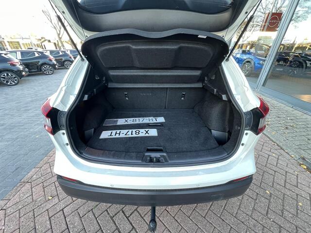Nissan QASHQAI 1.3 DIG-T Tekna Automaat | Trekhaak | Navigatie