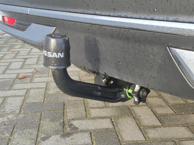 Nissan QASHQAI 1.3 MHEV Xtronic N-Connecta / Facelift / Fabrieksgarantie tot 07-2028 / Dealer onderhouden / Trekhaak afneembaar / / Trekgewicht 1800 kg / Cold Pack / Rondomzicht camera / Adaptief CC / Keyless Entry/Start /