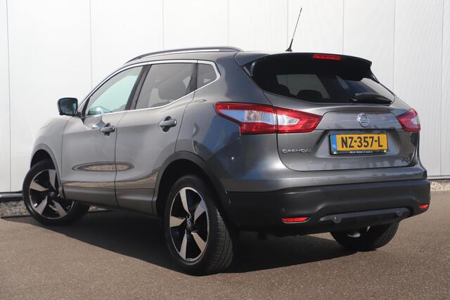 Nissan QASHQAI 1.2 N-Connecta Panoramadak Keyless 18 inch Navigatie 360 Camera Clima Cruise Getint Glas Bluetooth