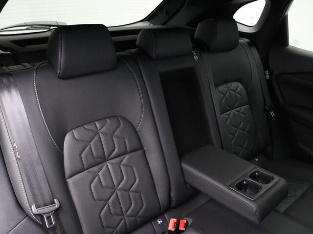 Nissan QASHQAI 158pk MHEV Xtronic Tekna | Lederen bekleding | 360 camera | Heads up display | Stoel & Stuur verwarming |