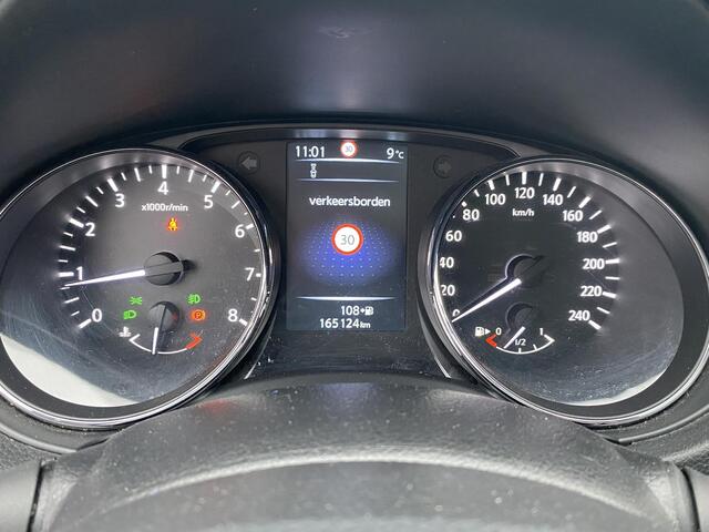 Nissan QASHQAI 1.2 DiG-T Tekna met o.a. panoramadak, stoelverwarming, leer, navigatie, trekhaak, etc.