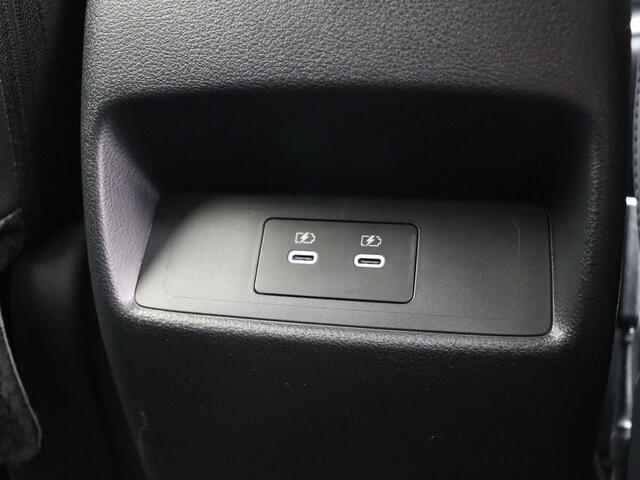 Nissan QASHQAI 158pk MHEV Xtronic N-Connecta | Stoel, Stuur en voorruitverwarming | Head-up Display | Elektrische achterklep | 1800kg Trekgewicht |