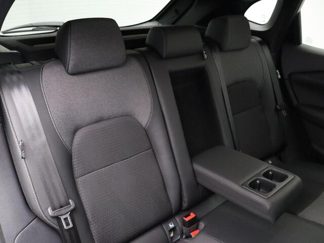 Nissan QASHQAI 158pk MHEV Xtronic N-Connecta | Headup display | 18" Velgen | Stoel, Stuur en Voorruitverwarming | Adaptieve Cruise Control | Elektrische Achterklep |