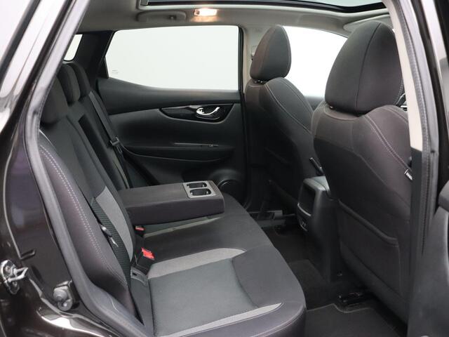 Nissan QASHQAI 140pk DIG-T N-Connecta | Panoramadak | Climate control | Navigatie | Rondomzicht camera | Apple carplay/Android auto | Led verlichting |
