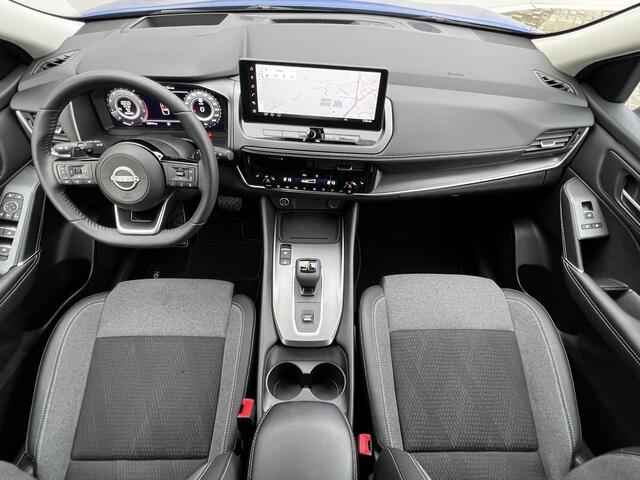 Nissan QASHQAI 1.3 MHEV Xtronic N-Connecta Automaat / Fabrieksgarantie tot 03-2028 < 100.000 km / 1.800 kg Trekgewicht / Adapt. CC / HUD / Camera 360° / Cold Pack / Stuur-, stoel- en voorruitverwarming / 18" LM + All Season banden /