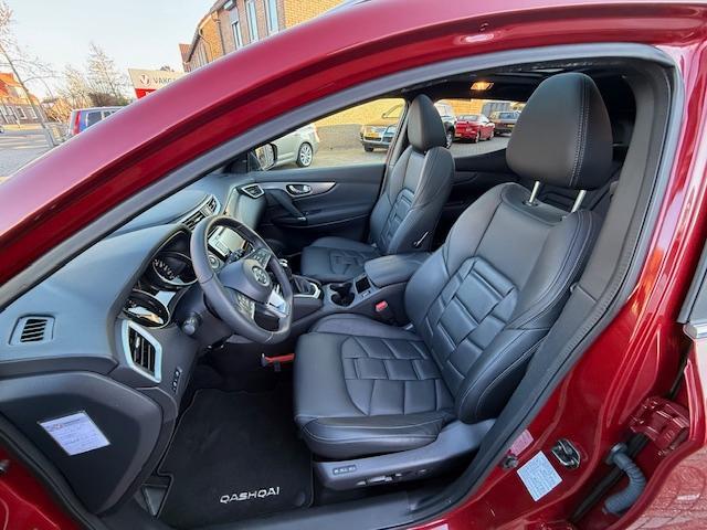 Nissan QASHQAI 1.3 DIG-T Tekna+ 160pk automaat panorama leer
