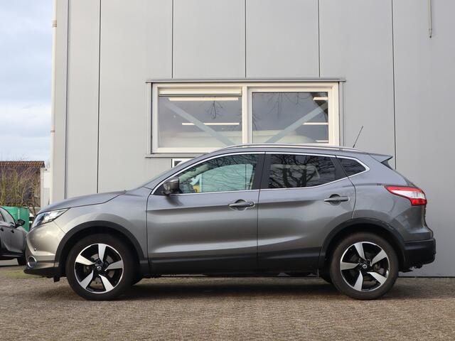 Nissan QASHQAI 1.2 N-Connecta / Trekhaak / Panoramadak