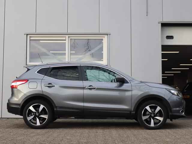 Nissan QASHQAI 1.2 N-Connecta / Trekhaak / Panoramadak