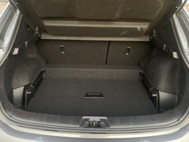 Nissan QASHQAI 1.3 DIG-T Tekna | Pano-Dak | Trekhaak | Carplay | Bose | Navi | Camera | Climate