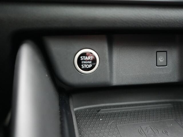 Nissan QASHQAI 1.3 MHEV N-Connecta 158pk Automaat | Panodak | Trekhaak Afn. | Adaptive Cruise | 360 Camera | Keyless | BLIS | Virtual | Apple Carplay | 18"L.M |