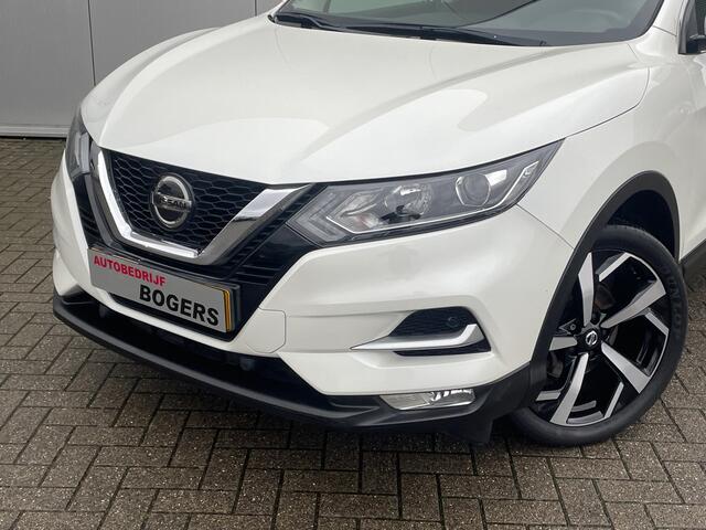 Nissan QASHQAI 1.3 DIG-T N-Connecta Navigatie, Panoramadak, Climate Control, 19"Lm, Trekhaak, 360 Camera, Cruise Control