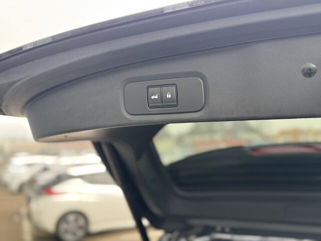 Nissan QASHQAI 1.3 MHEV Xtronic Tekna Plus Leder pano