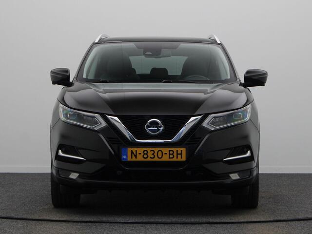 Nissan QASHQAI 158pk DIG-T Design Edition | Panoramdak | Trekhaak | Lederen Bekleding | 19 Inch Velgen | Apple Carplay & Android Auto |