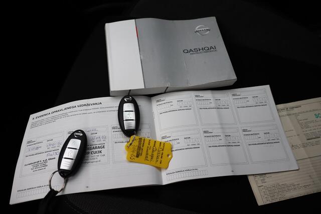 Nissan QASHQAI 1.3 DIG-T N-Connecta Panoramadak, Navigatie, Climate control, Trekhaak, 360 Camera