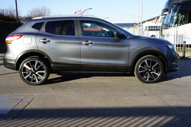 Nissan QASHQAI 1.2 TEKNA TREKH/LEDER/PANO/19INCH/DODEHOEKSENSOR/360CAM PERFECTE STAAT