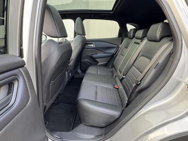 Nissan QASHQAI 1.3 MHEV Tekna / Trekhaak (Trekgewicht 1.400kg) / Dealeronderhouden / Panoramadak / Adaptieve Cruise Control / Stoelverwarming / Stuurverwarming / Voorruitverwarming / Apple Carplay & Android Auto /