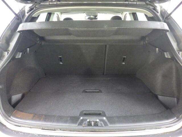 Nissan QASHQAI 1.3 DIG-T N-Connecta Panorama dak PDC VA+ 360 Camera Airco Climatronic Full LED Navi Carplay 18" LM Velgen NL Auto