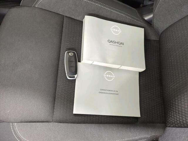 Nissan QASHQAI 1.3 MHEV Xtronic N-Connecta 1e Eigenaar | Volledig Onderh | BTW | NL-Auto | Pano | Trekhaak | 360Cam | Navi | Carplay | AD Cruise | Keyless | Bots | DAB | Full Led | PDC