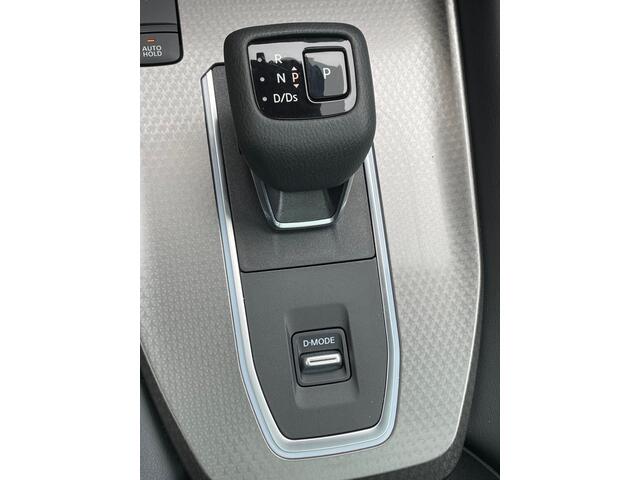 Nissan QASHQAI 1.3 MHEV N-Connecta Automaat Panoramadak, Navigatie, Head Up Display, Pro-Pilot, LED, Stoel/Stuurverwarming