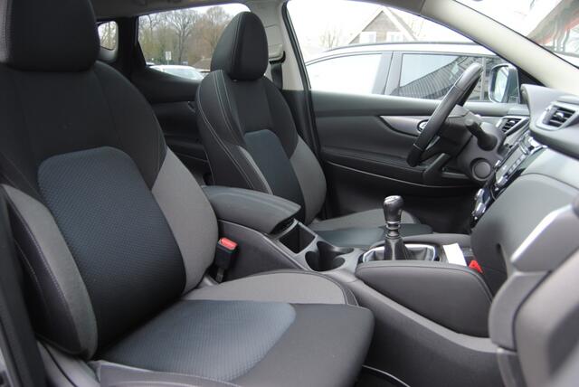 Nissan QASHQAI 1.2 N-Connecta | Camera | Keyless | Pano | Trekhaak