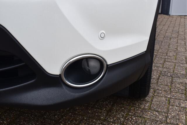 Nissan QASHQAI 1.2 N-Connecta | Trekhaak | 360° camera | Navi