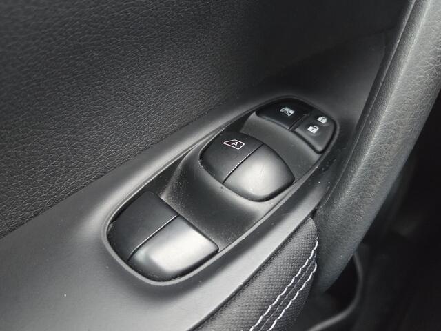 Nissan QASHQAI 1.2 N-Vision | Nieuw Binnen! | Automaat | Pano | Navigatie