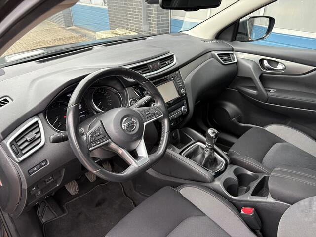 Nissan QASHQAI 1.2 N- connecta 18", panodak, trekhaak