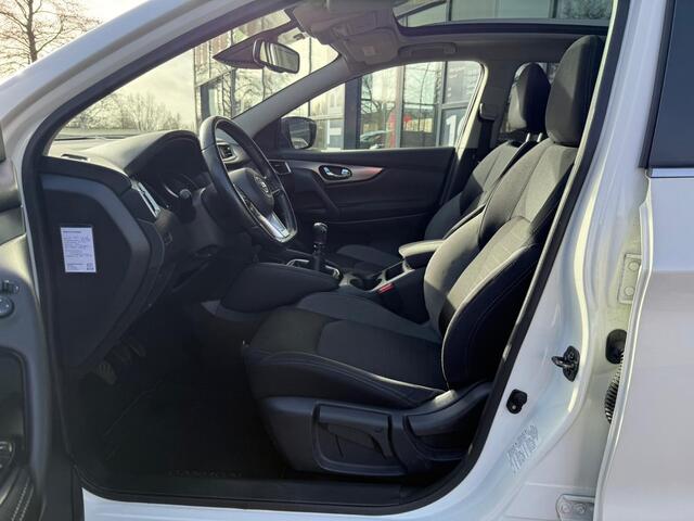 Nissan QASHQAI 1.2 N-Connecta *Trekhaak & Design Pack*