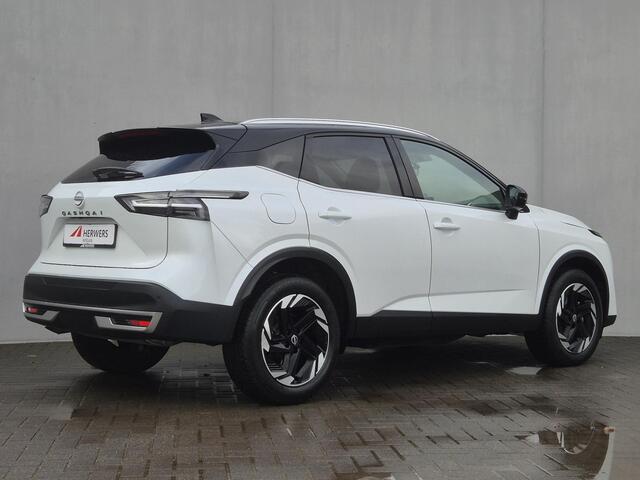 Nissan QASHQAI 1.3 MHEV Xtronic N-Connecta Automaat / Fabrieksgarantie tot 06-2028<100.000 / 1.800 kg trekgewicht / Panorama dak / Elektrische klep / HUD / Camera 360° / Cold pack / Pack Easy / Stuur-, stoel- en voorruitverwarming / Navigatie / Apple Carplay Android /