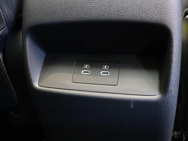 Nissan QASHQAI 158pk MHEV Xtronic N-Connecta | Trekhaak | Pilot Assist | Rondomzicht Camera | Stoel, Stuur, Voorruitverwarming| Keyles Entery | 1800KG trekgewicht |