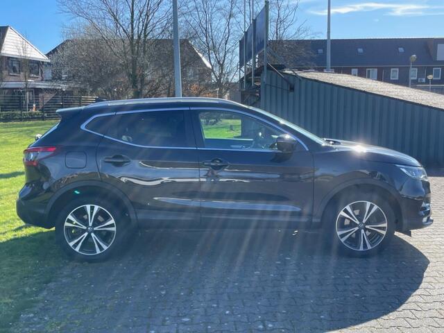 Nissan QASHQAI Tekna +Automaat/Navi/ECC/Trekhaak/Cruise/Panorama/LM/Leer/camera/PDC