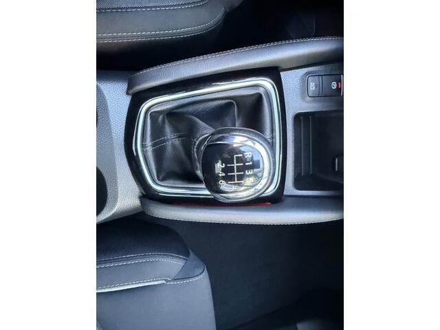 Nissan QASHQAI 1.2 Tekna 17" / Panoramadak