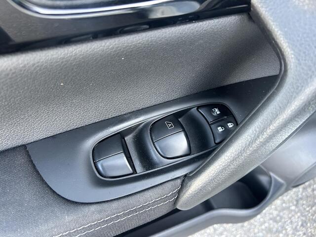 Nissan QASHQAI 1.2 N-Connecta