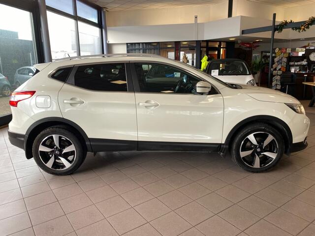 Nissan QASHQAI 1.2 Tekna PANO Achteruit rij cam BJ 2017 !!!