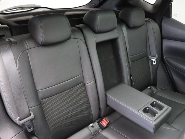 Nissan QASHQAI 1.3 DIG-T Tekna | Pilot Assist | Climate control | Trekhaak | Stoel en voorruitverwarming | Apple carplay/Android auto | Panoramadak |