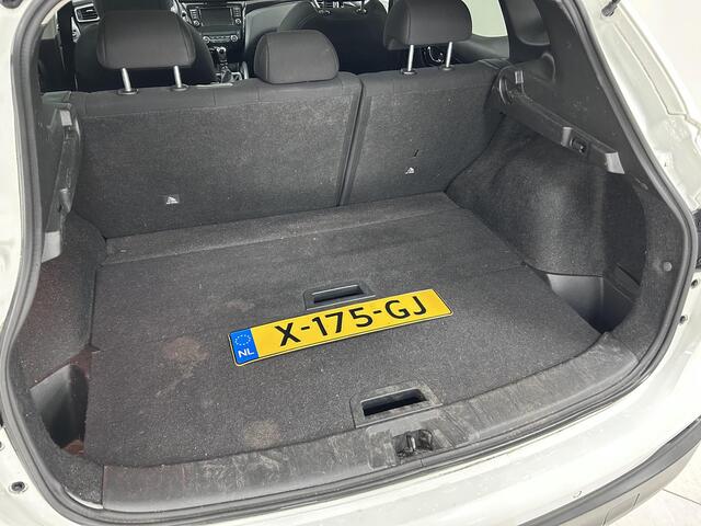 Nissan QASHQAI 1.3 DIG-T Design Edition | PANORAMADAK | NAVIGATIE | ACHTERUITRIJCAMERA | PARKEERSENSOREN