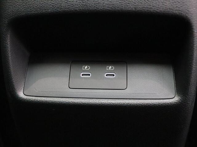 Nissan QASHQAI 158pk MHEV Xtronic N-Connecta | Panoramadak | Pilot Assist | Elektrische achterklep | Head-up Display | Stoel, stuur en voorruit verwarming | Rondomzicht camera |