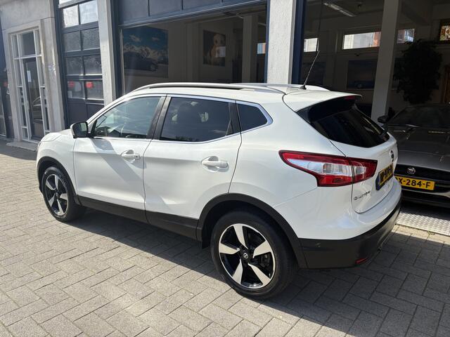 Nissan QASHQAI 1.2 N-Connecta PANORAMA/NAVI/CAMERA