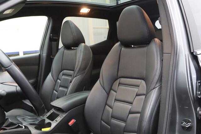 Nissan QASHQAI 1.2 Tekna + 115 PK Automaat, Trekhaak, Leder, Panoramadak, Memory, BOSE