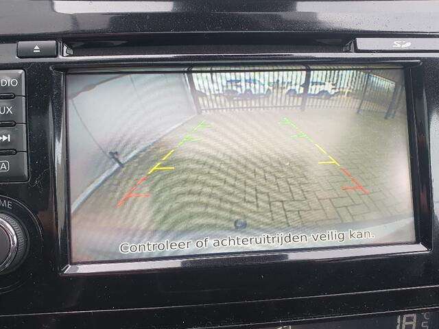 Nissan QASHQAI 1.6 DIG-T 163 Pk Acenta Navigatie, Panoramadak, 18"Lm, Climate Control, Trekhaak, Cruisecontrol, Achteruitrijcamera