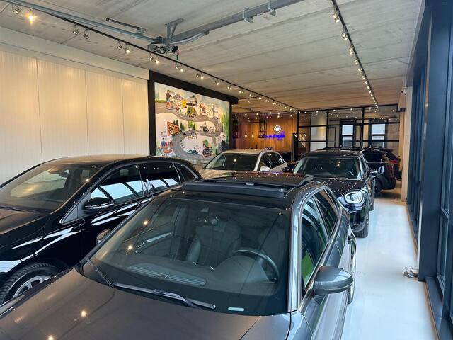 Nissan QASHQAI 1.2 Tekna + Pano, Camera, Trekhaak, Cruise, Navi