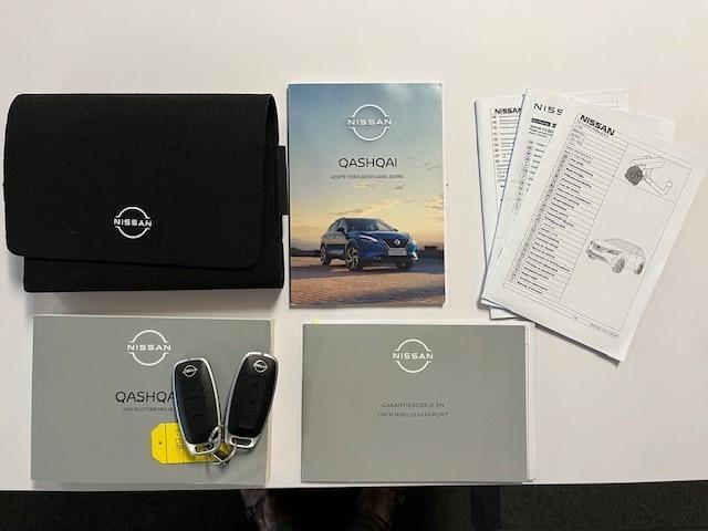 Nissan QASHQAI 1.3 MHEV Xtronic Tekna / Trekhaak ( 1.800 KG ) / All season banden / Panoramadak / Elektrische kofferbak / Elektrisch verstelbare bestuurdersstoel