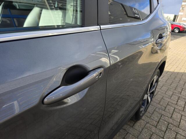 Nissan QASHQAI 1.3 DIG-T Premium Edition | Klimaat regeling | Stoelverwarming | Panorama dak | Navigatie | 360 canera | Trekhaak |