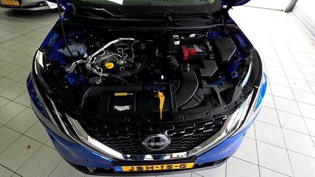 Nissan QASHQAI 1.3 MHEV N-Connecta Design pack / Panorama dak