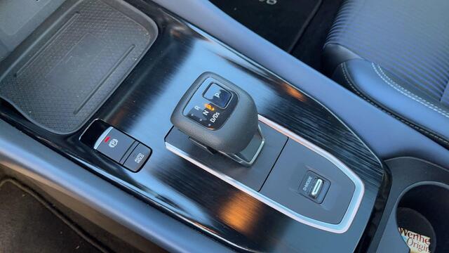 Nissan QASHQAI 1.3 MHEV Xtronic Tekna Plus AUTOMAAT